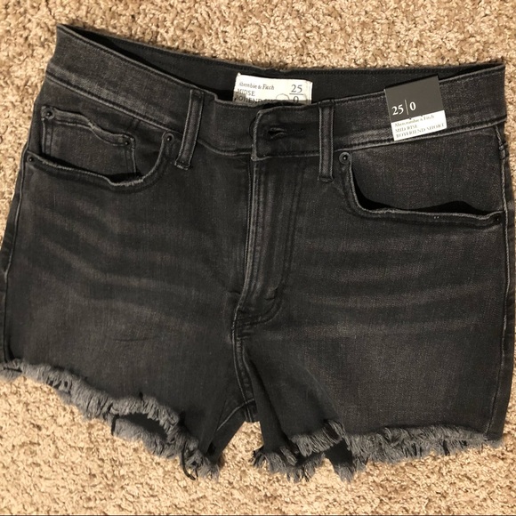 Abercrombie & Fitch Pants - Abercrombie and Fitch shorts